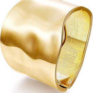 Elegant 18K Gold Plated Wide Chunky Cuff Bracelet for Women, Trendy Irregular Wa